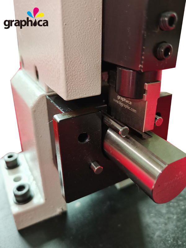 Χειροκίνητο μέταλλο πεθαίνει κόψιμο Lipping Notching μηχανή εργαλείο για 3pt μέγιστο πάχος κανόνας