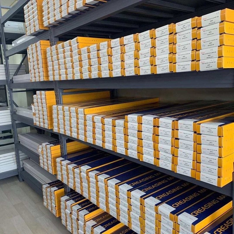 Διάδρομο ύψος 0,8mm πλαστικό Creasing Μητρώο Κόψιμο Μηχανή GRB0,8 * 2,5mm για Die Cutter