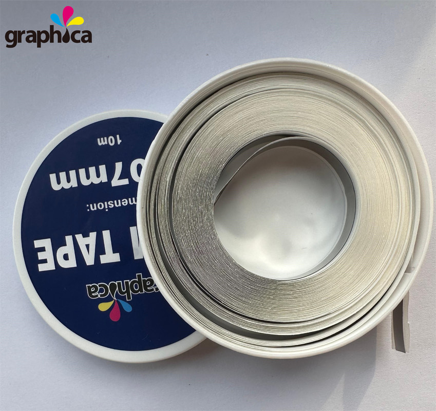 Ασπρούλευρη αυτοκόλλητη ταινία από χάλυβα για την κατασκευή πινάκων, πινάκων κοπής και άλλων υλικών εκτύπωσης